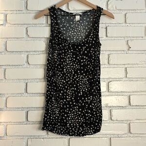 H&M maternity black with white flowers 💐 tank top scoop neck